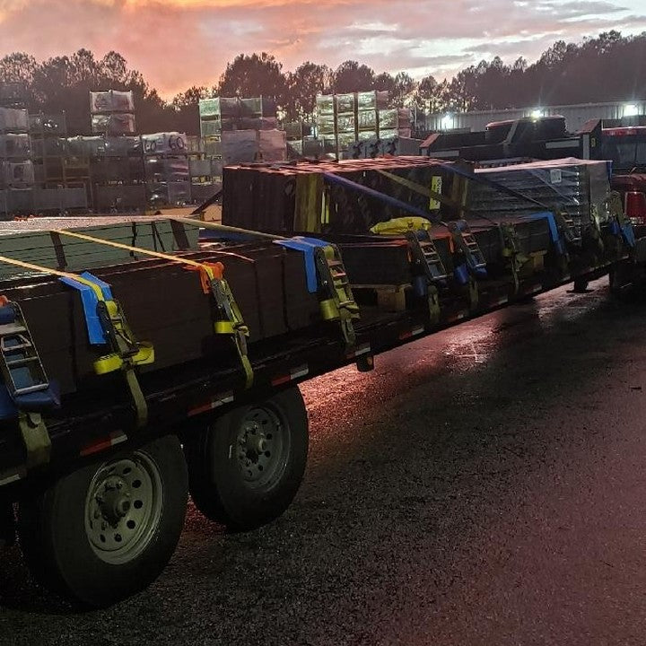 Weekly Freight Pulse — $300/week (Trucker Hub & Carrier Success Merch Included)